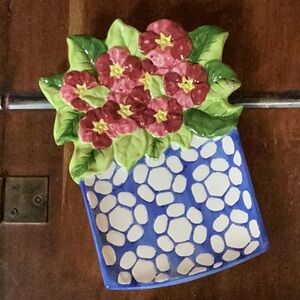 SAKURA Claire Murray Potted Primrose Cookie Tray, New in Box